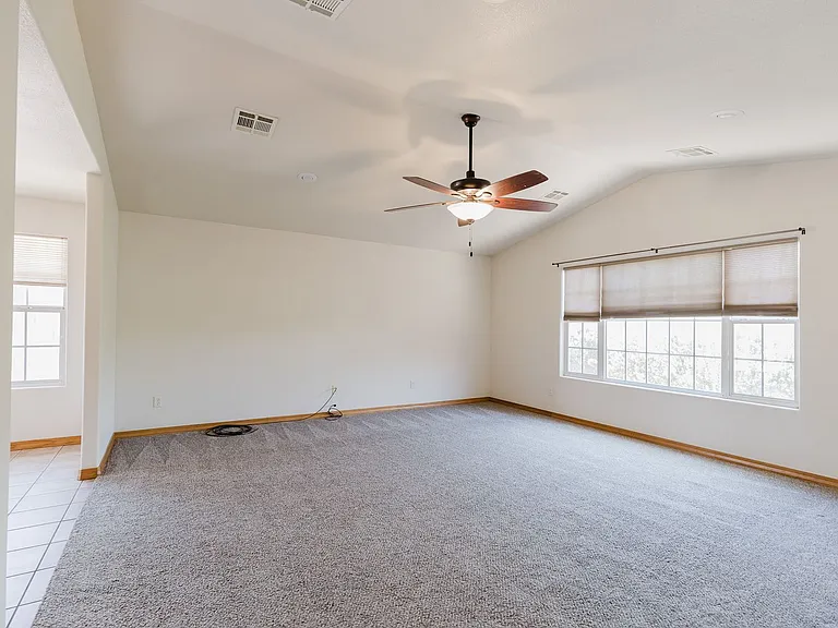413 Chaco Dr — Photo 9