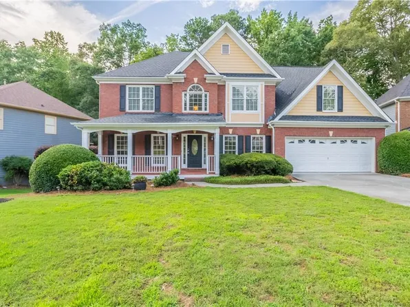 1172 Oakhurst Trl, Lawrenceville, GA 30043