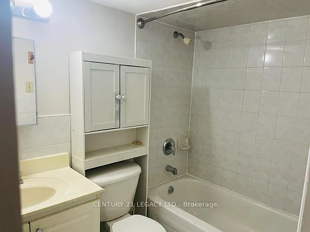 65 Bradstone Sq #UPPER — Photo 22
