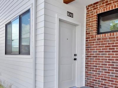 105 S 8th St #104, Lynden, WA, 98264
