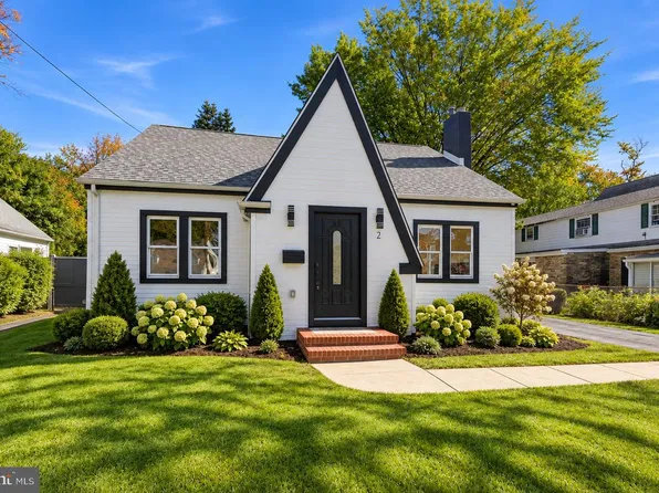 2 Pershing Ave, Ewing, NJ 08618