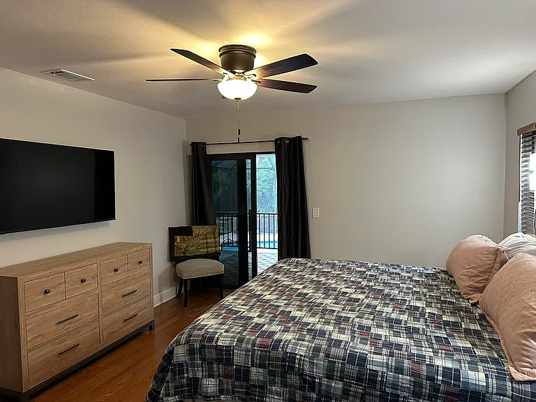 324 Sharwood Dr — Photo 13