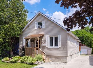 1139 4th Ave W, Owen Sound, ON N4K4W3