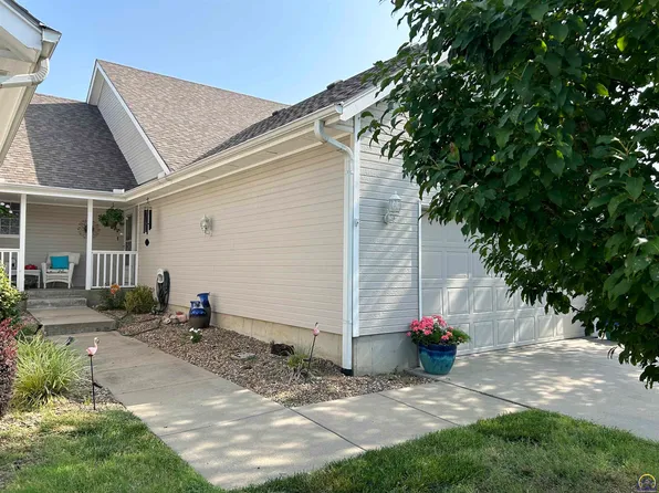 3101 SW Wanamaker Dr APT 104, Topeka, KS 66614