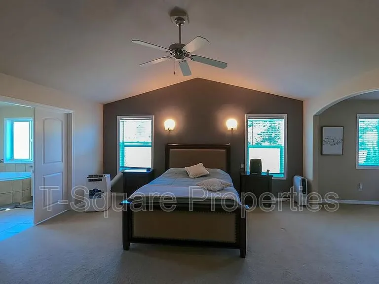 21407 42nd Ave SE — Photo 10