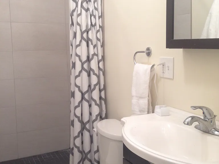 1525 Spruce St #31 — Photo 5