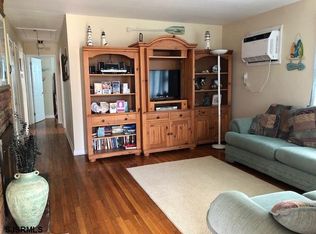 1118 W Beach Ave, Brigantine, NJ 08203