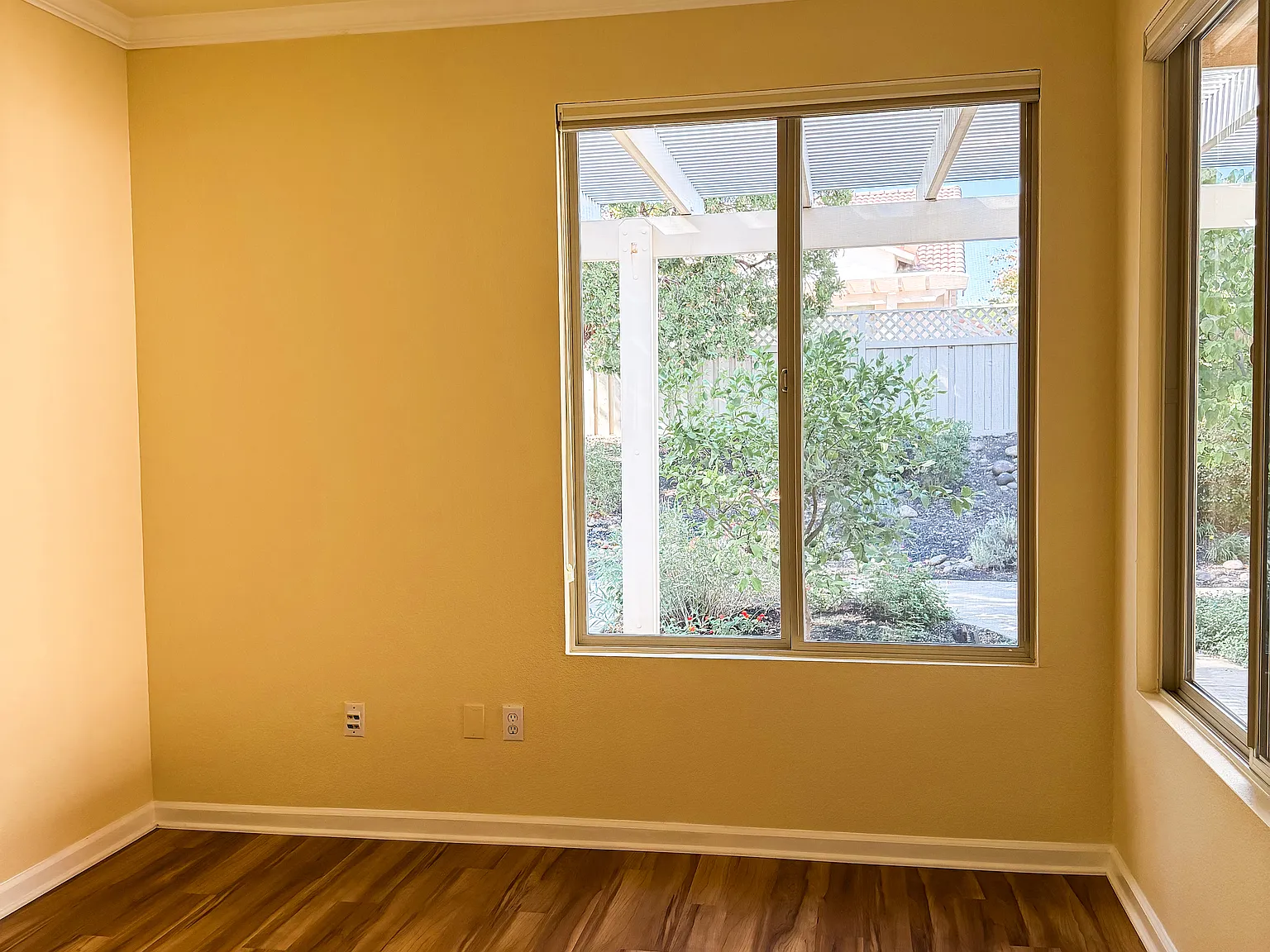 2 bed, 1764 sqft, $3,400 — Photo 3