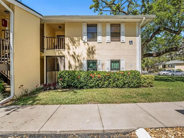 3001 58th Ave S APT 1111, Saint Petersburg, FL 33712