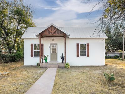 10 Forest St, Eden, TX, 76837