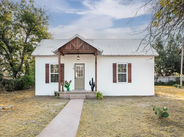 10 Forest St, Eden, TX 76837