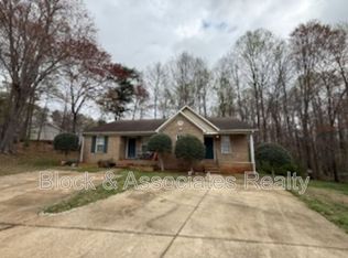 1818 Saddlewood Ct #A, Asheboro, NC 27203