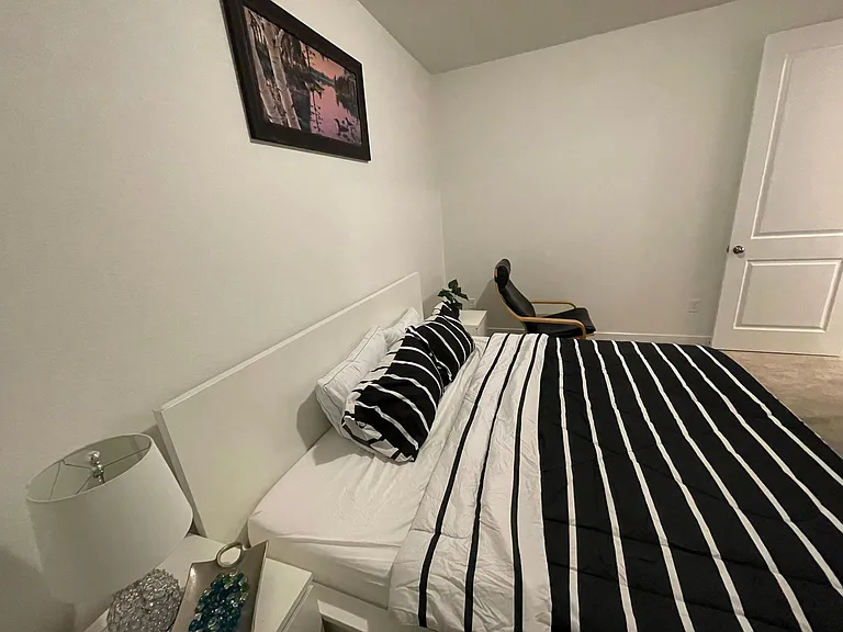 8136 Sewanee Peak St — Photo 13