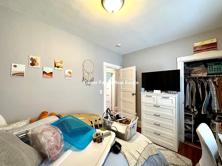 9 Taft St #3B — Photo 13