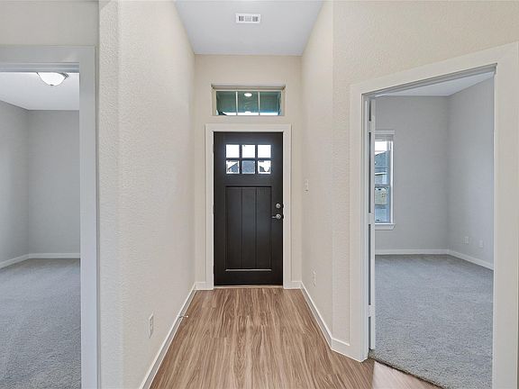 5th image of 12424 Iveson Dr