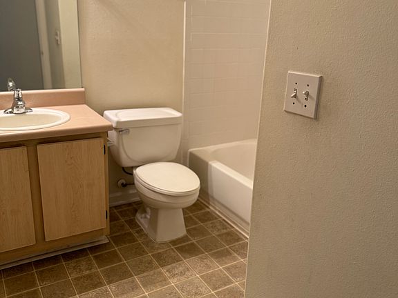 1505 guest bath_07272024