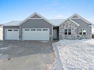 3120 Sandy Ridge Dr, Two Rivers, WI 54241