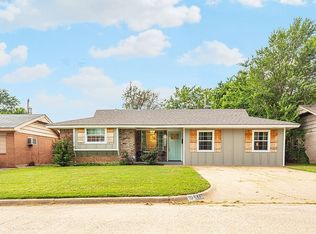 813 Lawton, Moore, OK 73160