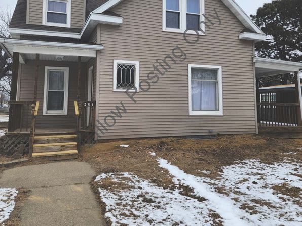 301 2nd St