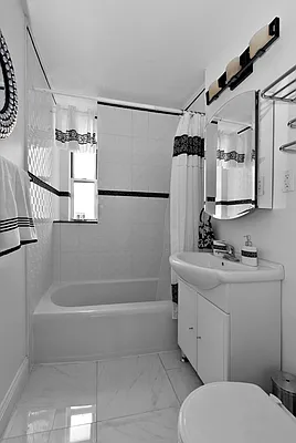 Sold by Luxor Homes & Investment Realty | media 18