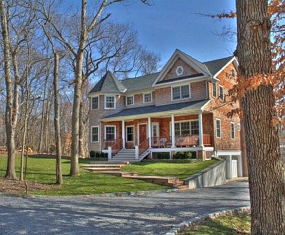 1st image of 12 Hawthorne Ave