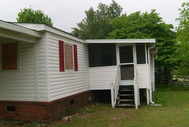 2nd image of 4 Peacock Ct