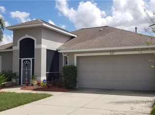 527 Hunter Ln, Bradenton, FL 34212