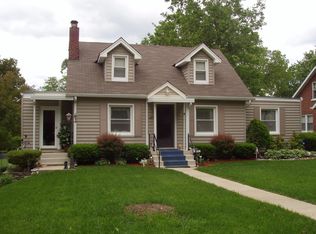 304 3rd Ave, Columbia, TN 38401