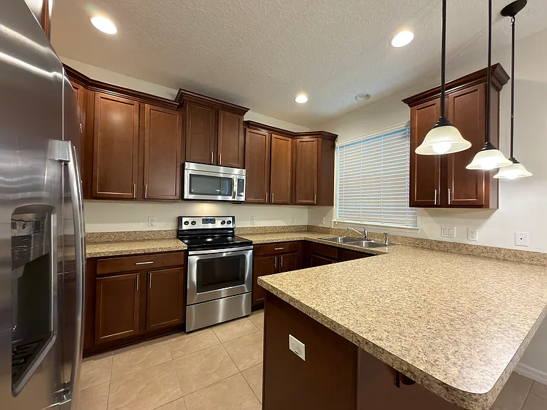 1036 Laurel Ridge Ln — Photo 10