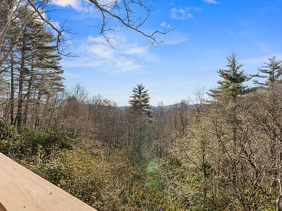 3rd image of 290 Blue Ridge Lane