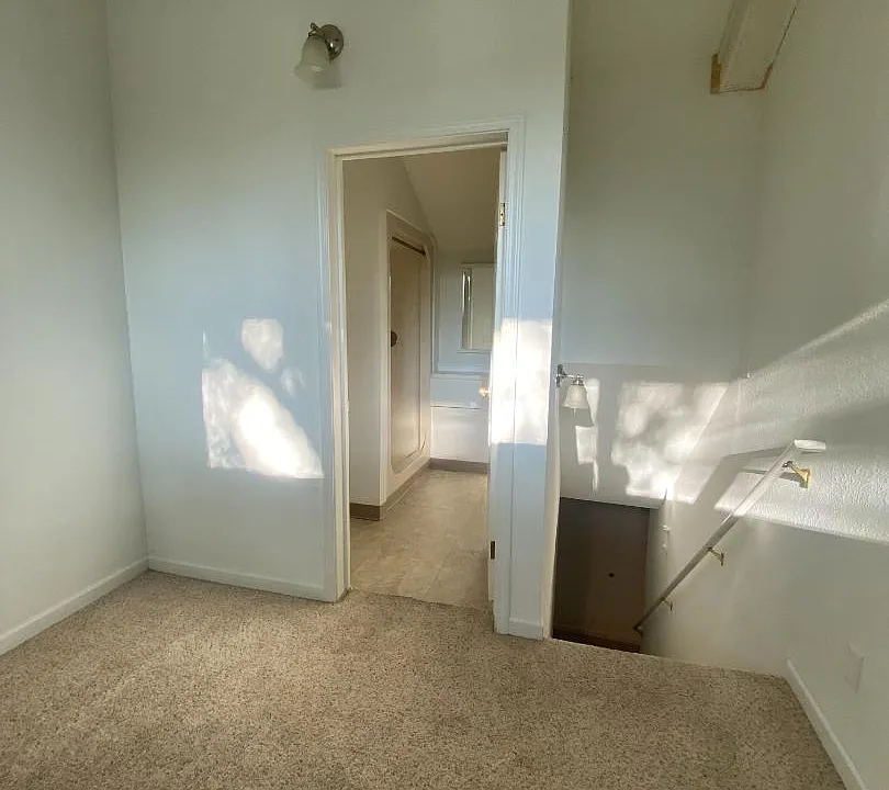 115 N Michigan Ave #12