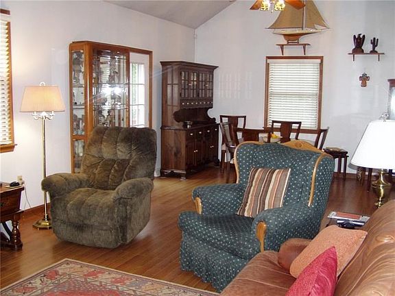 Living Room/Dining Room