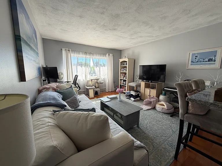 461 Washington St #304 — Photo 1