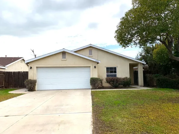 6204 Straub Ln, Bakersfield, CA 93307