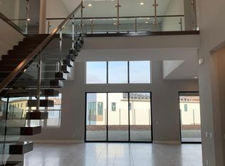 11752 N Churchill Way, Porter Ranch, CA 91326