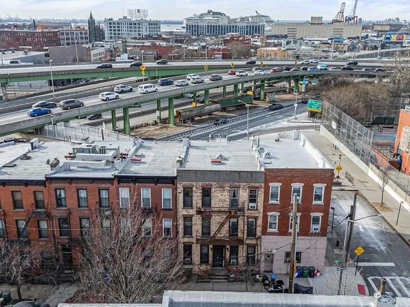 656 Henry St #1, Brooklyn, NY 11231