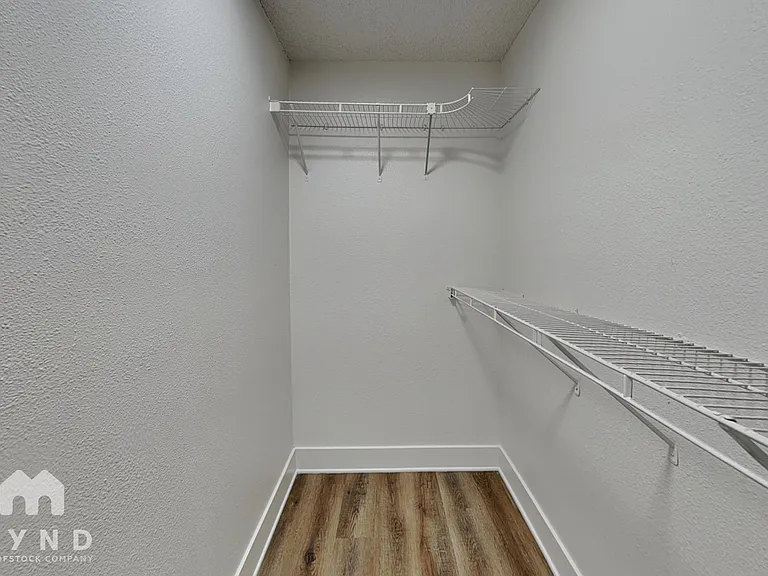 4336 Fox Point Dr — Photo 14