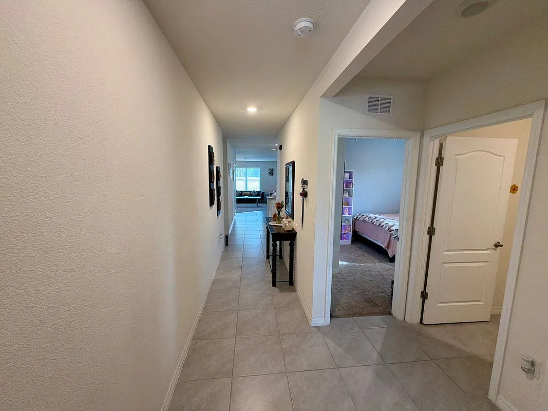 4 bed, 2.0 bath, 1657 sqft, $2,150 — Photo 3