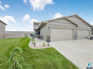 221 E Ivy Rd, Tea, SD 57064