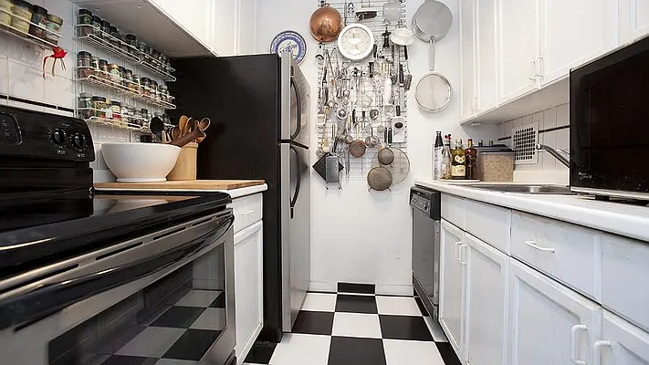 Sold by Fenwick Keats Real Estate | media 13