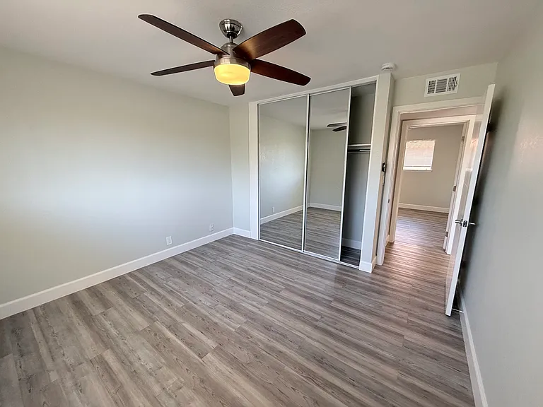 3280 Cabrillo Ave #3 — Photo 4