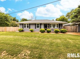 9416 N Broadway St, Peoria, IL 61615