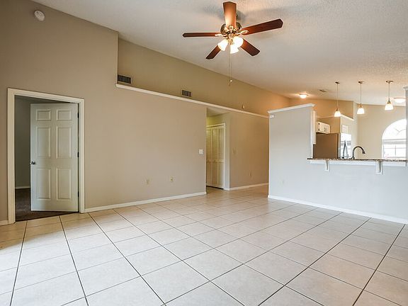 5th image of 11619 Goodwyck Dr