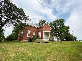 604 South St, Stark City, MO 64866