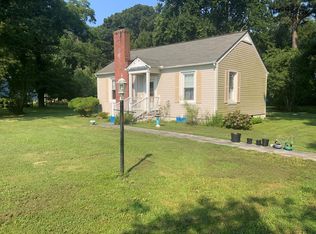 2450 Weems Rd, Weems, VA 22576