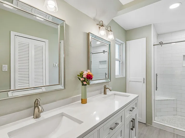 9503 Buxhill Dr — Photo 16