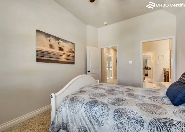 3830 Desert Springs Ln — Photo 28