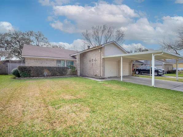 2913 Marlin Court S, League City, TX 77573