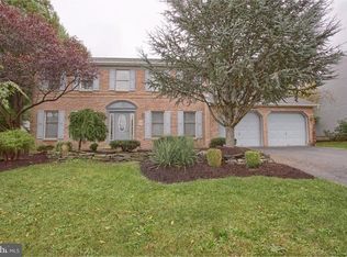 1743 Colony Dr, Wyomissing, PA 19610