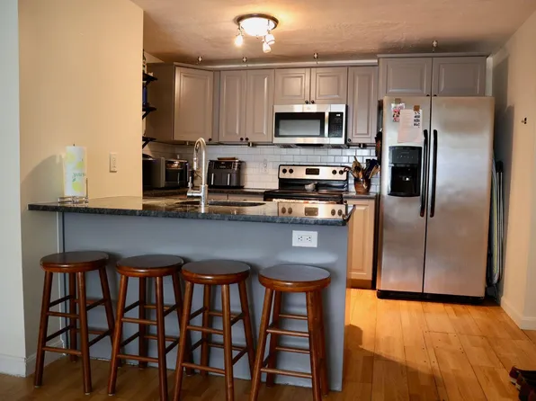 30 Chester St APT 3, Somerville, MA 02144